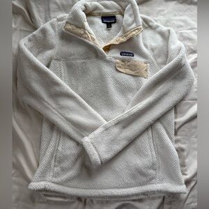 Patagonia pull over
